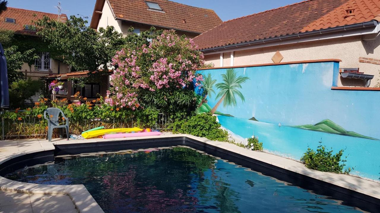 Appart Independant, 1 Lit Deux Personnes Et 1 Appoint Piscine Jardin Direct Gare Aeroport Et Jardin Toulouse Luaran gambar